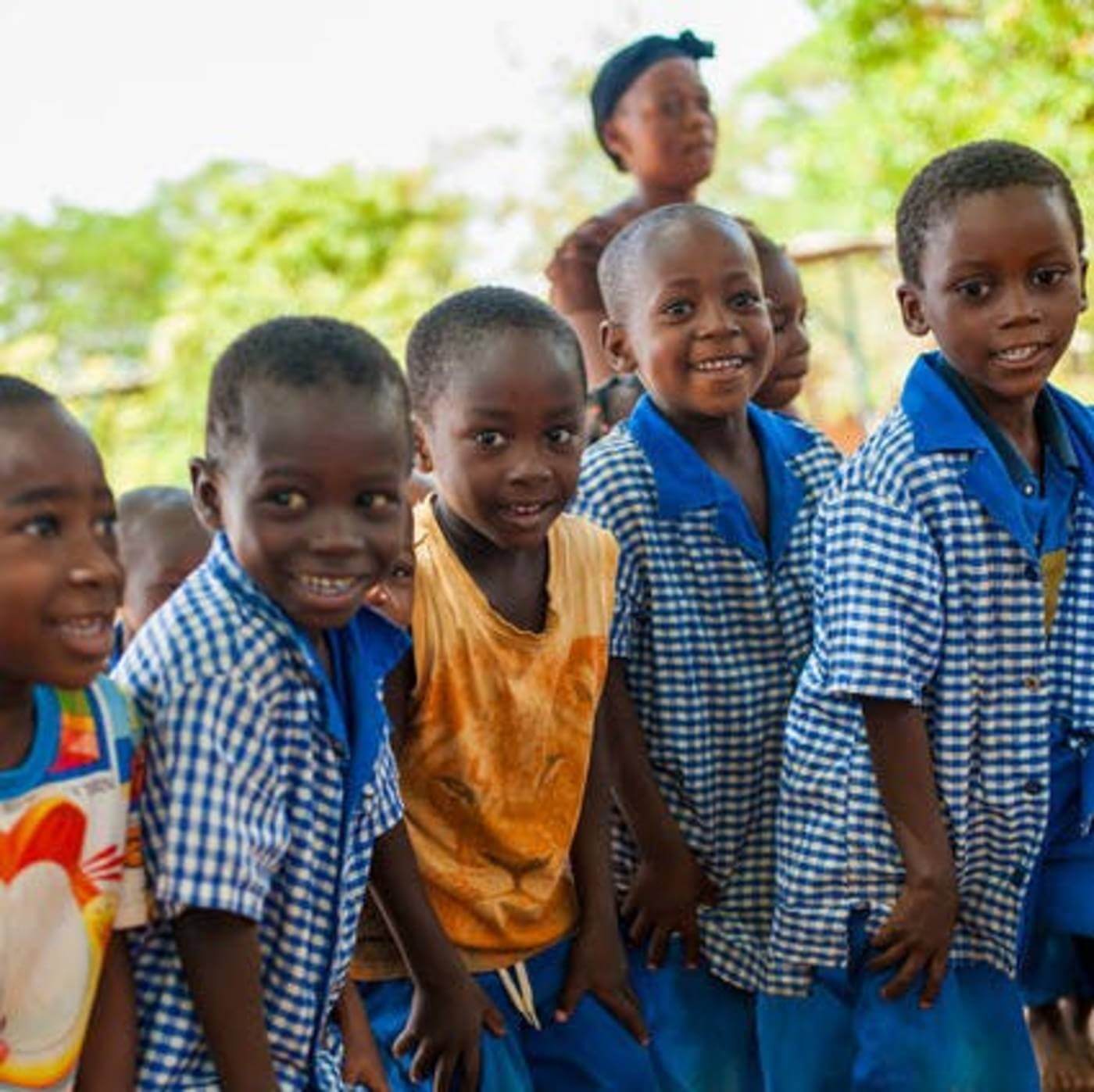 Burkina Faso barn som ler
